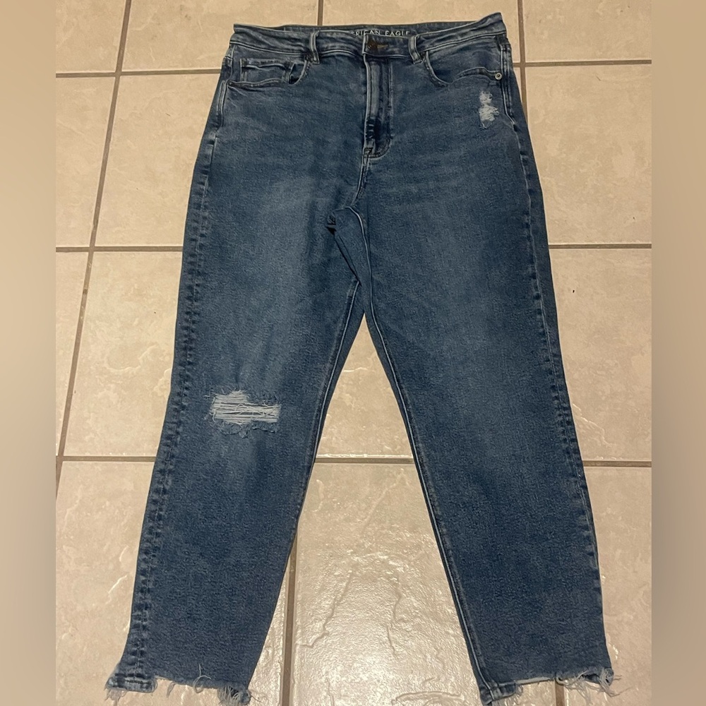 American Eagle Outfitters Women’s Blue Distressed Highest Rise Mom Jeans Size 14